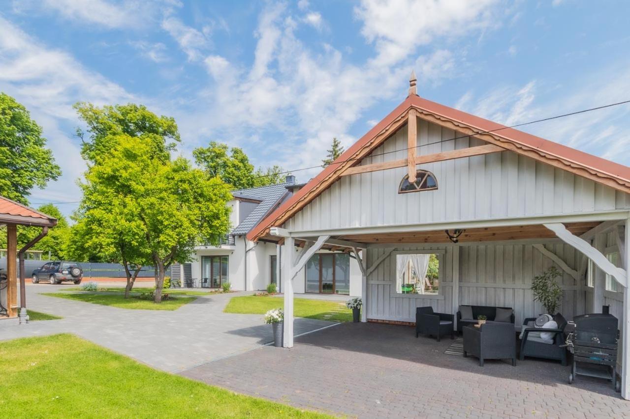 Hupkas Apartementy I Pokoje ยานตาร์ ภายนอก รูปภาพ