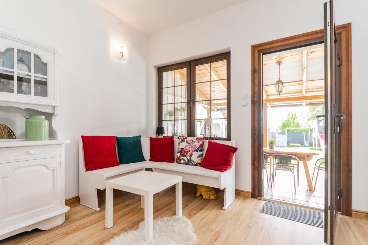 Hupkas Apartementy I Pokoje ยานตาร์ ภายนอก รูปภาพ