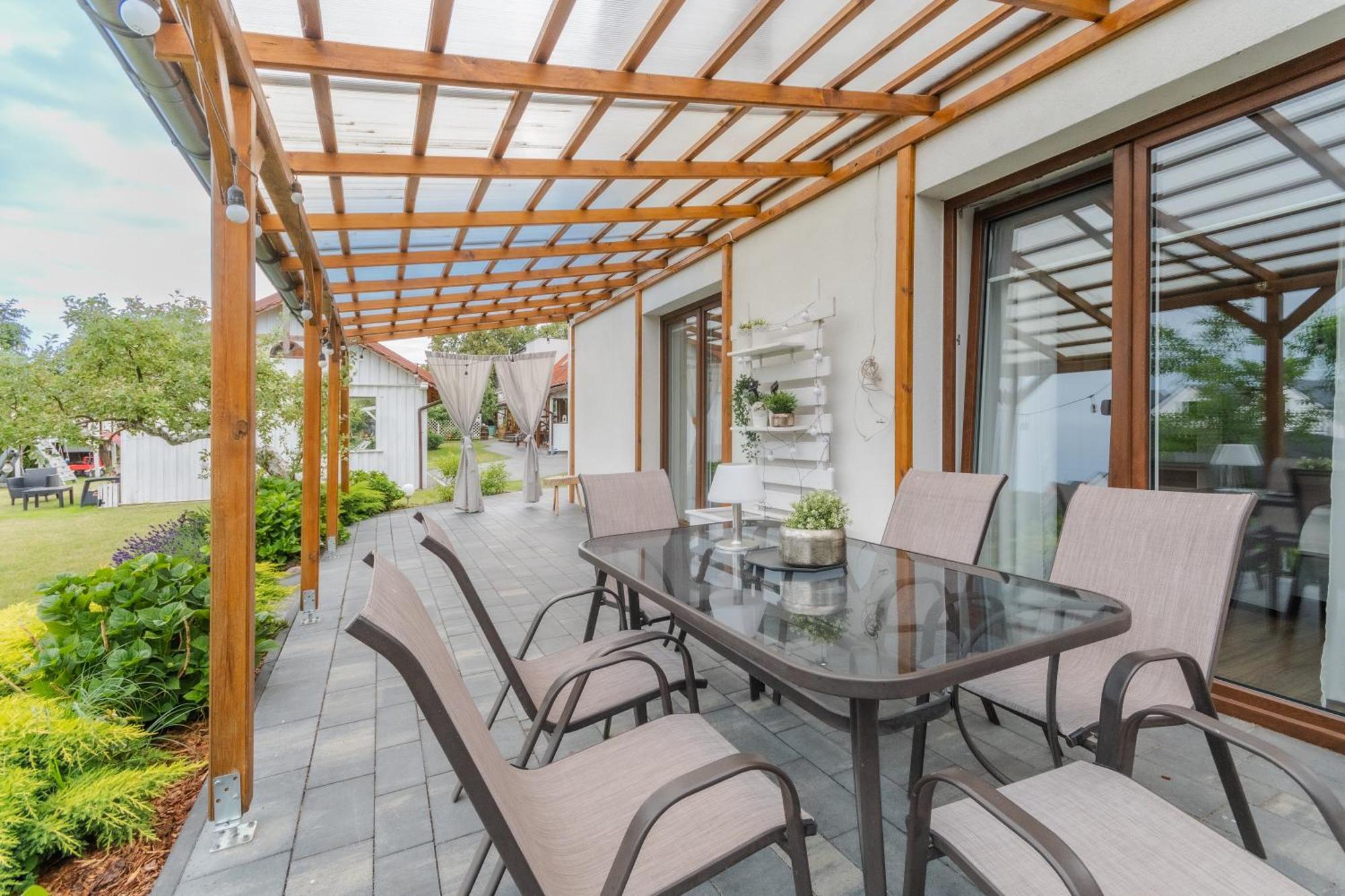 Hupkas Apartementy I Pokoje ยานตาร์ ภายนอก รูปภาพ
